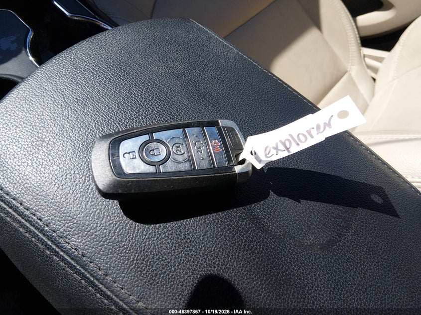 2018 FORD EXPLORER XLT · Photo 11