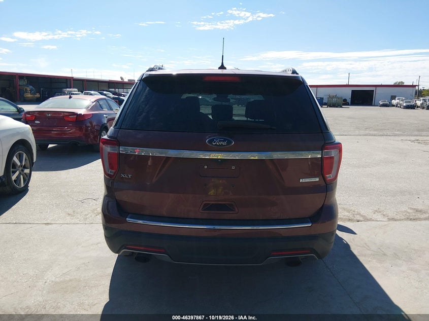 2018 FORD EXPLORER XLT · Photo 16