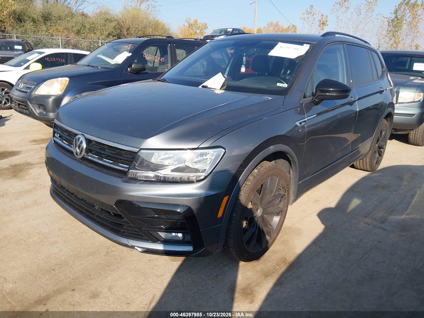 2021 Volkswagen Tiguan 2.0T Se/2.0T Se R-Line Black/2.0T Sel, Град, IAAI, VIN 3VV2B7AX2MM034355 — фото 2
