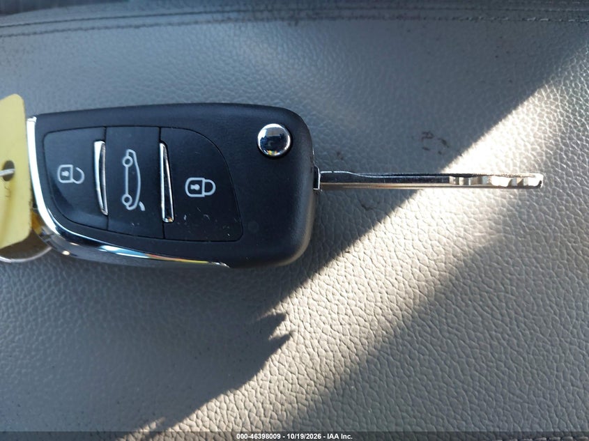 2015 KIA FORTE LX · Фото 11