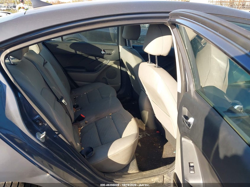 2015 KIA FORTE LX · Фото 8