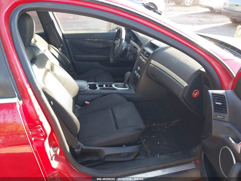 2009 PONTIAC G8 · Фото 5