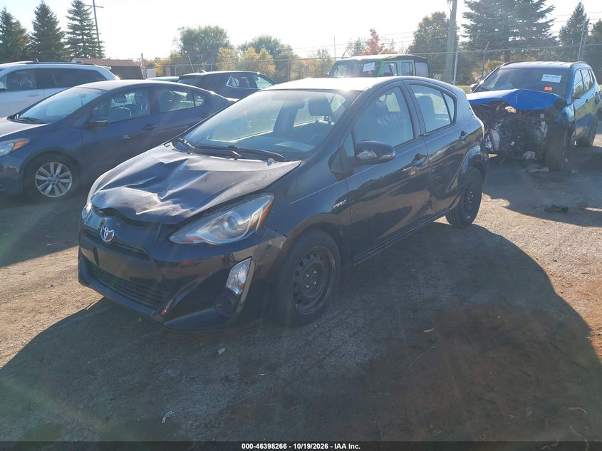 Vin: jtdkdtb37f1100752, lot: 46898624, toyota prius c two 20152