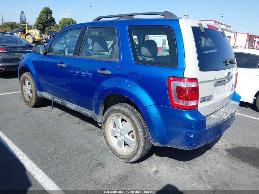 2012 FORD ESCAPE XLS · Фото 3