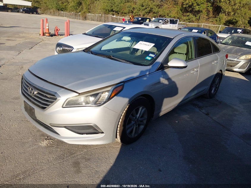 2016 HYUNDAI SONATA SE · Фото 2