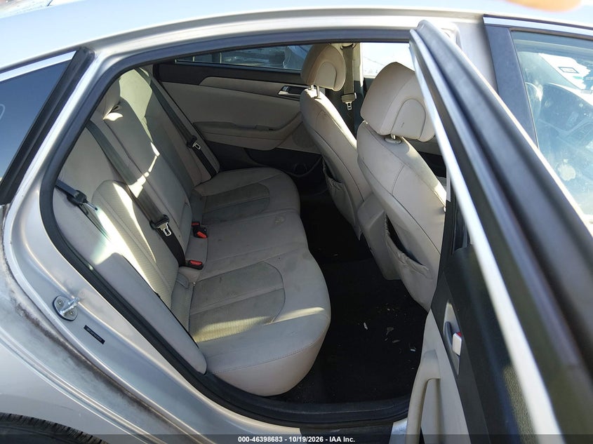 2016 HYUNDAI SONATA SE · Фото 8