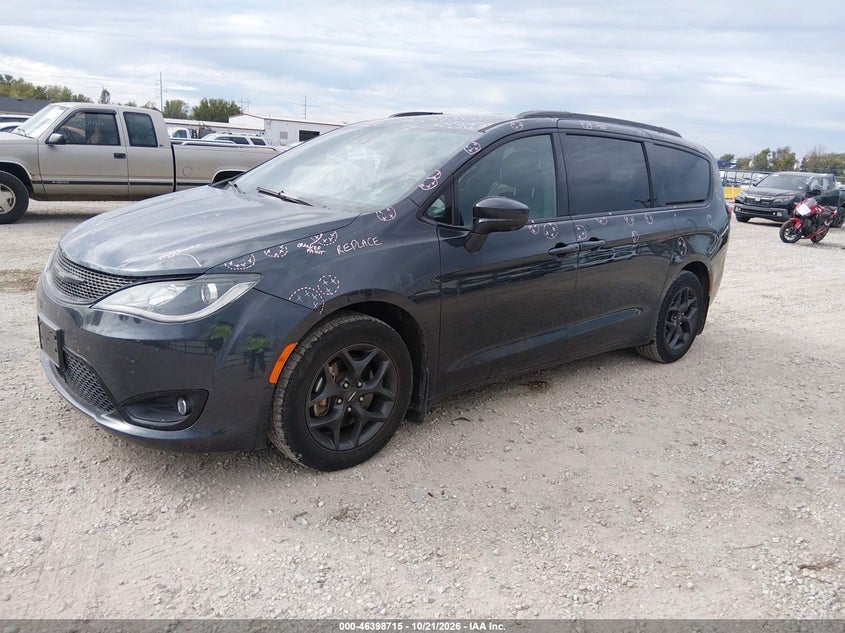 Vin: 2c4rc1eg2kr655392, lot: 46899073, chrysler pacifica touring l plus 20192