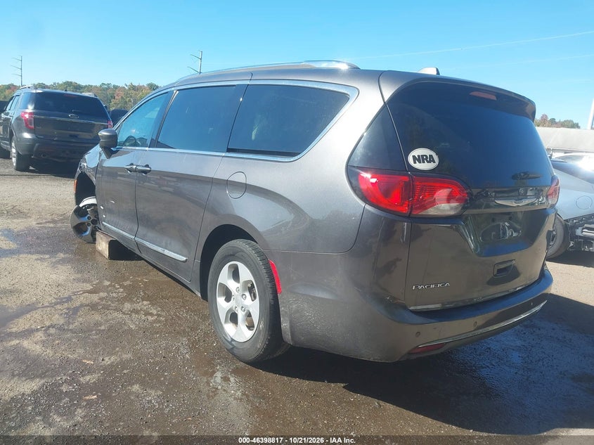 Vin: 2c4rc1eg8hr644342, lot: 46899175, chrysler pacifica touring-l plus 20173