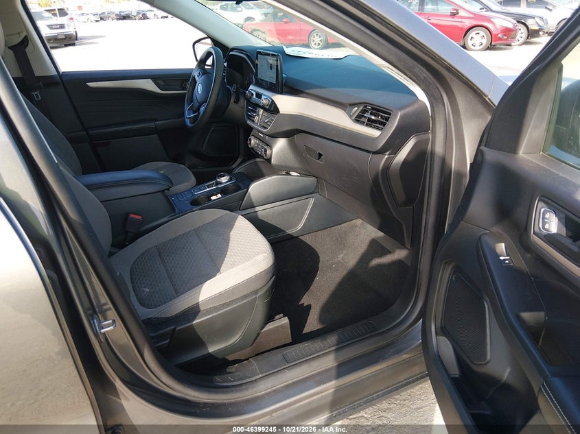 FORD ESCAPE 2022 VIN 1FMCU9BZ5NUA48686