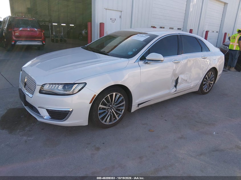 2017 Lincoln Mkz Hybrid Premiere, Front & Rear, IAAI, VIN 3LN6L5KU3HR602509 — photo 2