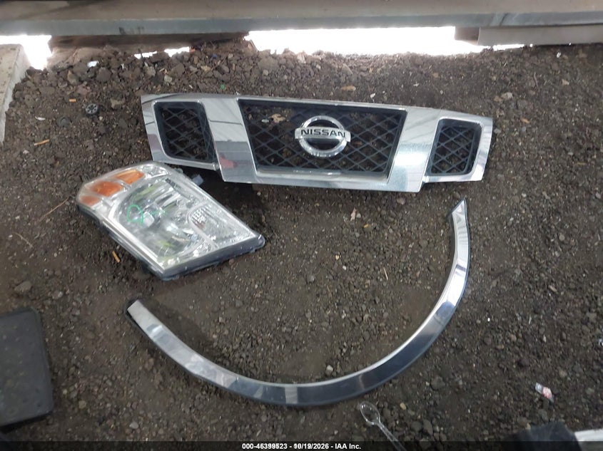 2013 NISSAN FRONTIER SV · Фото 12