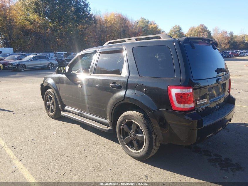 Vin: 1fmcu9dg1akc87511, lot: 46900055, ford escape xlt 20103
