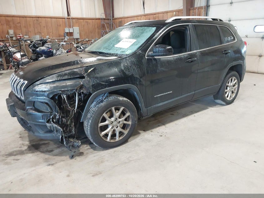 2015 Jeep Cherokee Latitude, All Over, IAAI, VIN 1C4PJMCB6FW715290 — photo 2