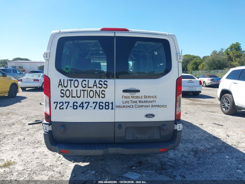 2017 FORD TRANSIT-150 · Фото 16