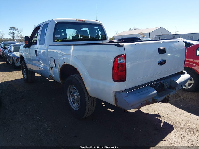 2012 FORD F-250 XL · Фото 3