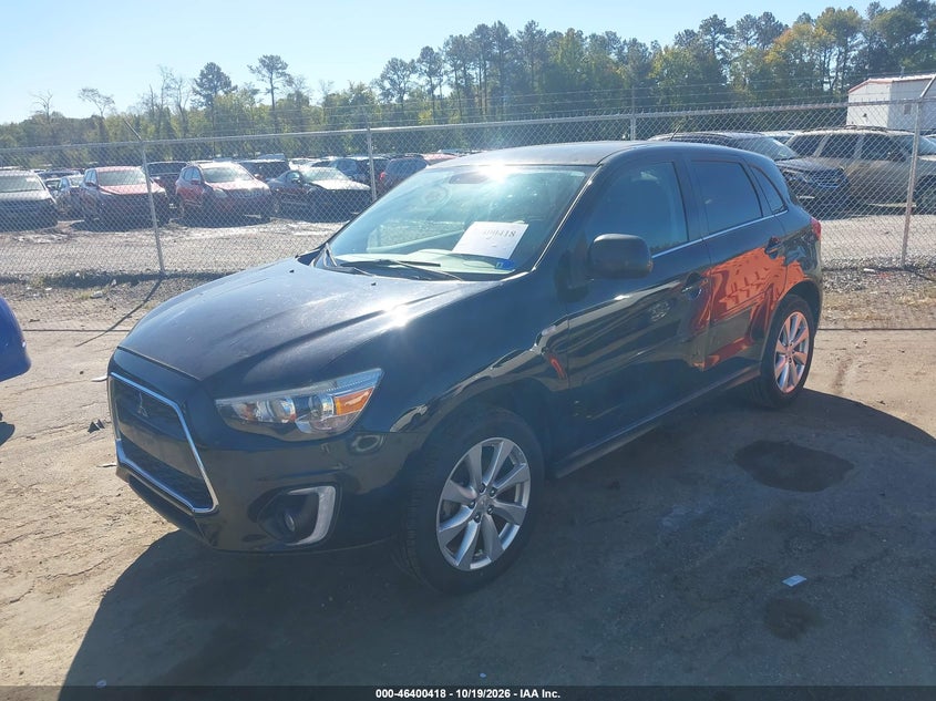 2015 MITSUBISHI OUTLANDER SPORT SE · Фото 2