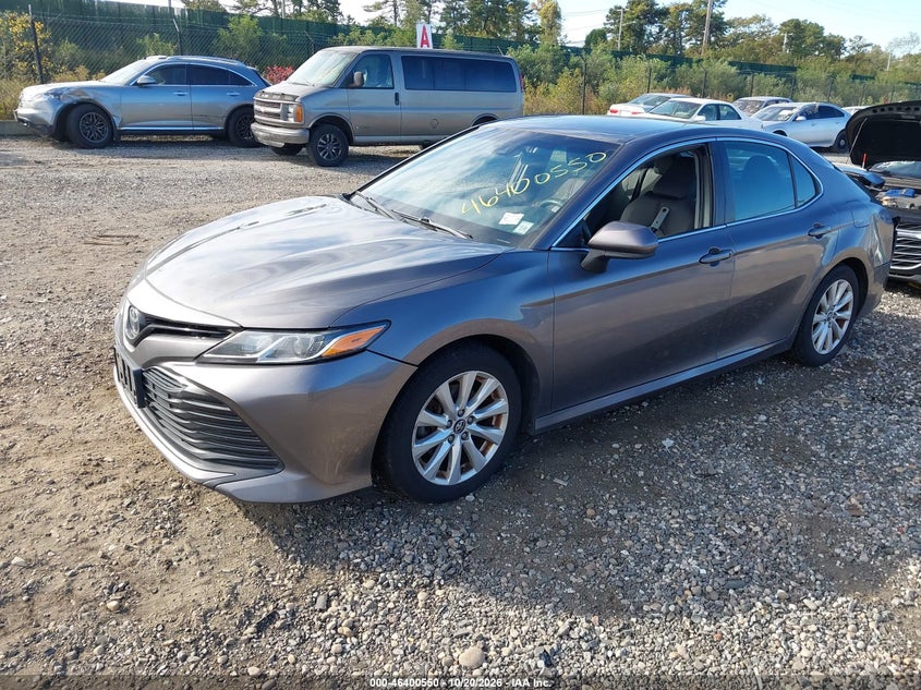Vin: 4t1b11hk0ju038920, lot: 46900908, toyota camry le 20182