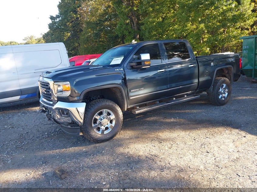 2019 GMC Sierra 2500Hd Slt, Перёд и зад, IAAI, VIN 1GT12REY8KF224523 — фото 2