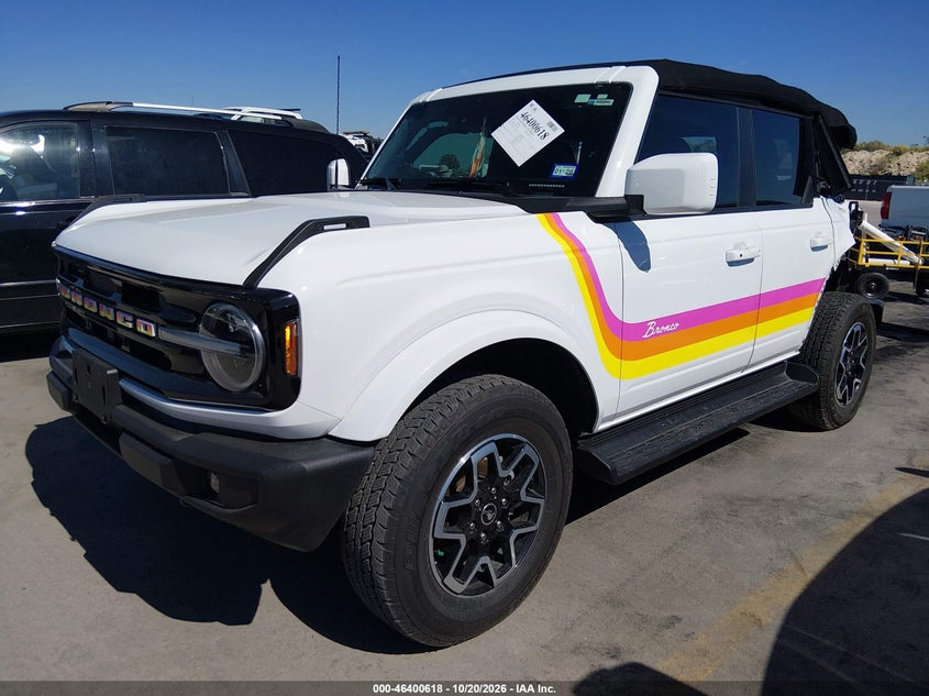 2025 Ford Bronco Outer Banks, Unknown, IAAI, VIN 1FMDE8BH3SLB78597 — photo 2