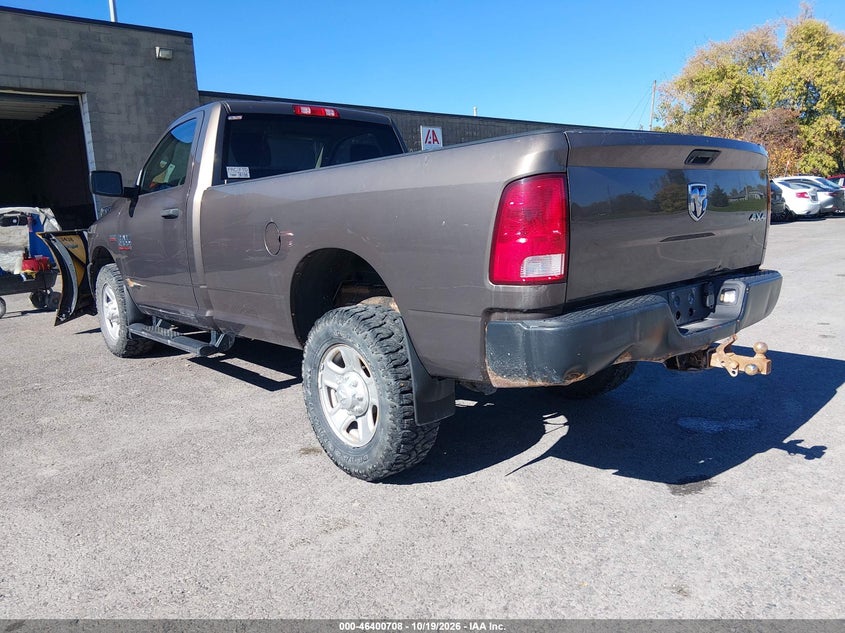 Vin: 3c6lr5at2jg363588, lot: 46901066, ram 2500 tradesman  4x4 8' box 20183