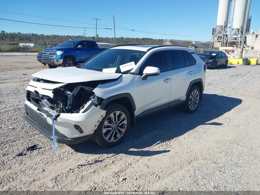 2024 Toyota Rav4 Xle Premium, Front End, IAAI, VIN 2T3A1RFVXRW433097 — photo 2