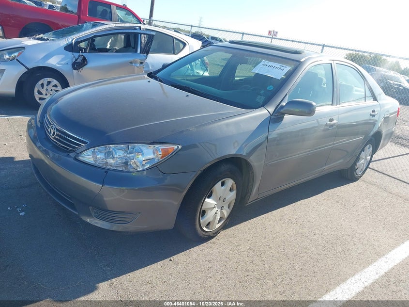 2005 Toyota Camry Le, Unknown, IAAI, VIN 4T1BE32K55U610305 — photo 2