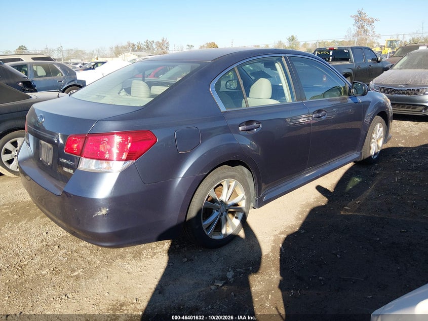 2013 SUBARU LEGACY 2.5I PREMIUM · Фото 4