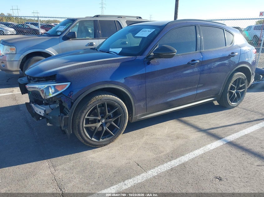 2019 Alfa Romeo Stelvio Sport Awd, Front End, IAAI, VIN ZASPAKAN3K7C71444 — photo 2
