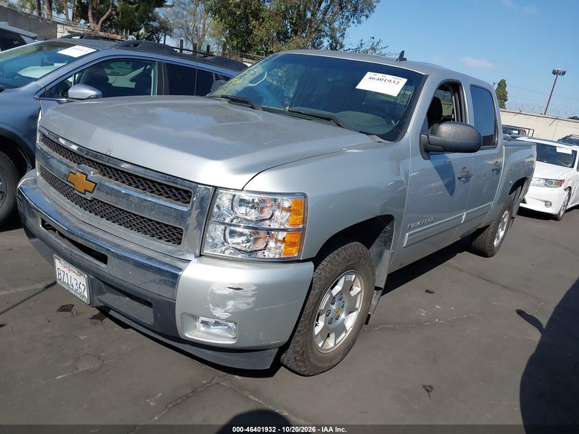 2011 Chevrolet Silverado 1500 Lt, Rear, IAAI, VIN 3GCPCSE05BG133183 — photo 2