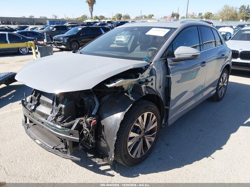 Vin: wa1acbfz0pp058019, lot: 46902296, audi q4 e-tron premium 40 rwd 20232