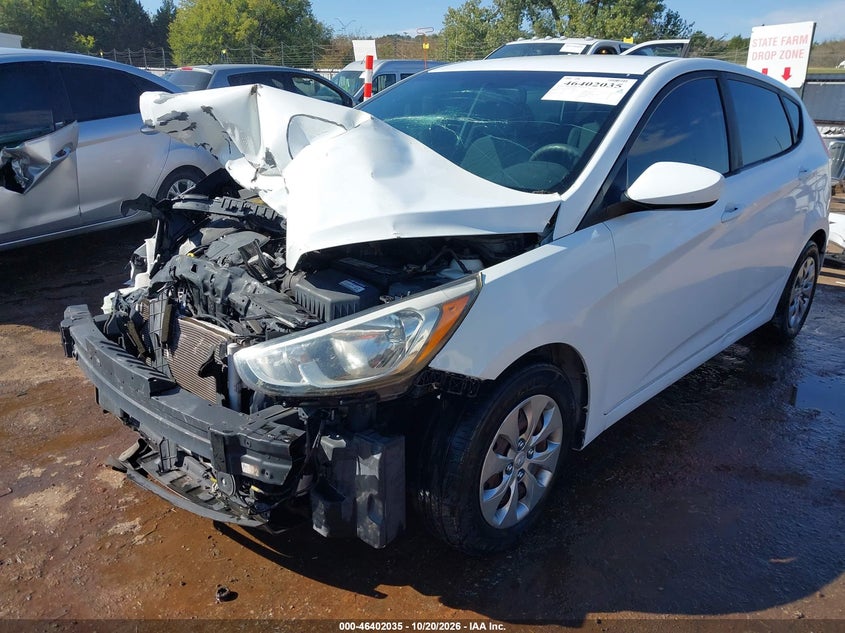 2017 Hyundai Accent Se, Удар спереди, IAAI, VIN KMHCT5AE5HU339266 — фото 2