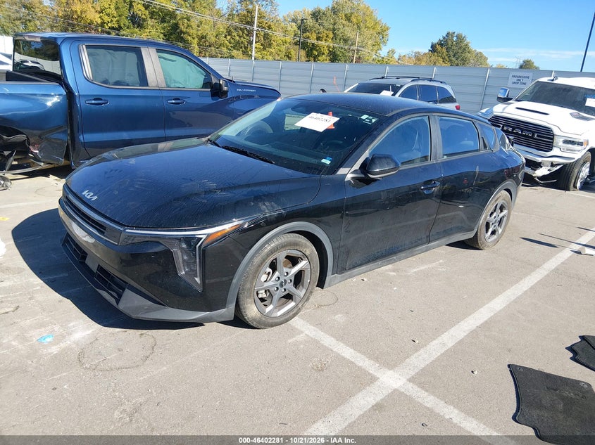Vin: 3kpft4de3se010255, lot: 46902639, kia k4 lxs 20252
