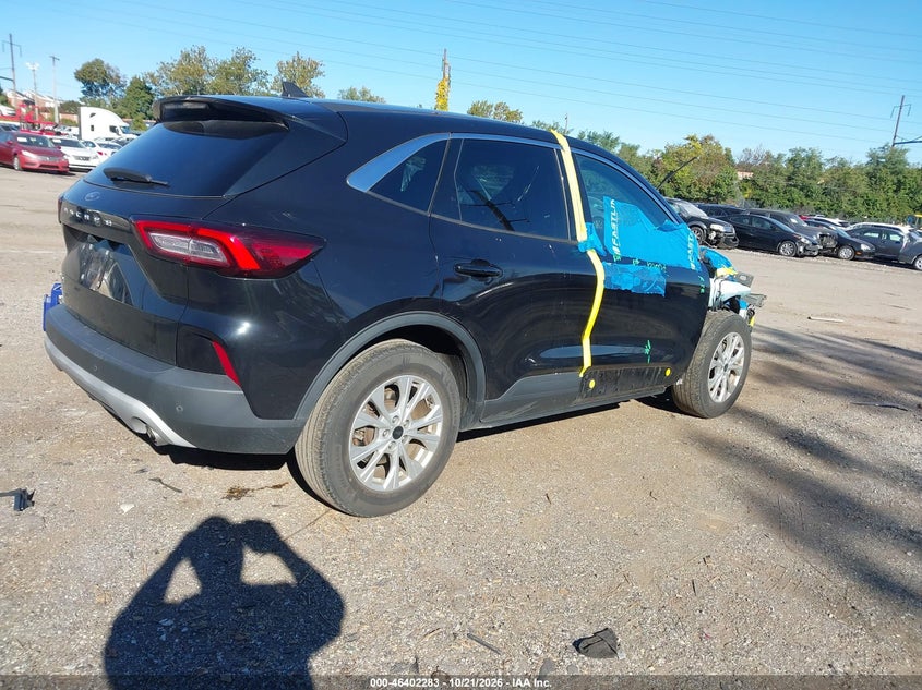 Vin: 1fmcu0gn8pua18389, lot: 46902641, ford escape active 20234