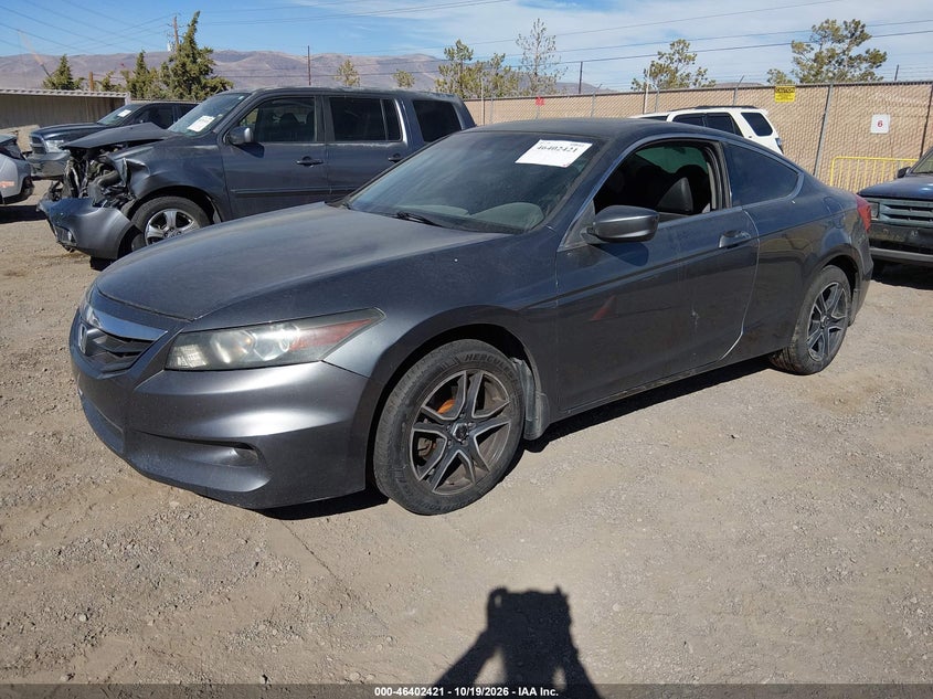 2012 Honda Accord 2.4 Ex-L, Normal Wear & Tear, IAAI, VIN 1HGCS1B88CA008718 — photo 2