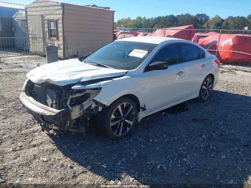 Vin: 1n4al3ap1hn324443, lot: 46902965, nissan altima 2.5 sr 20172