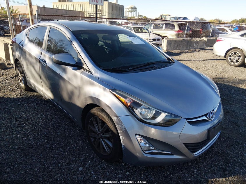 2015 HYUNDAI ELANTRA SE