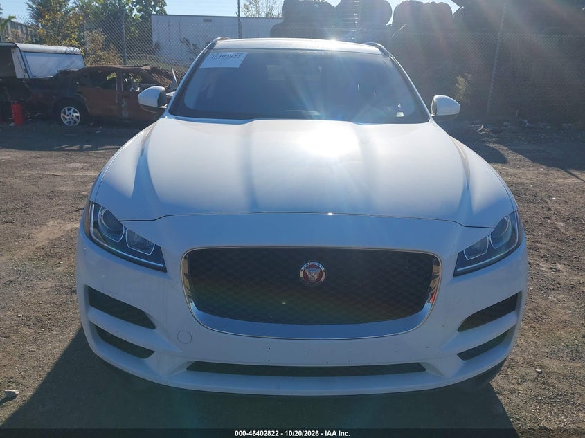 JAGUAR F-PACE - zdjęcie 12