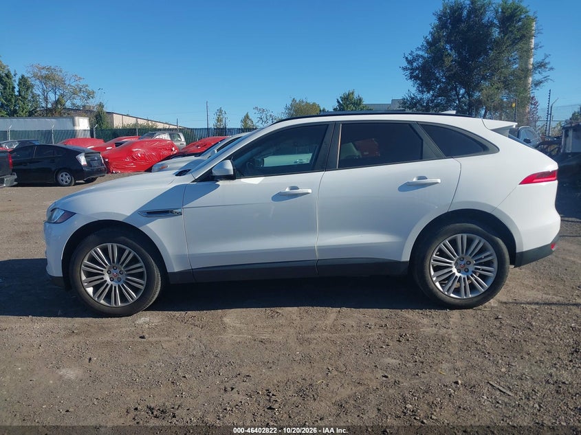 JAGUAR F-PACE - zdjęcie 14