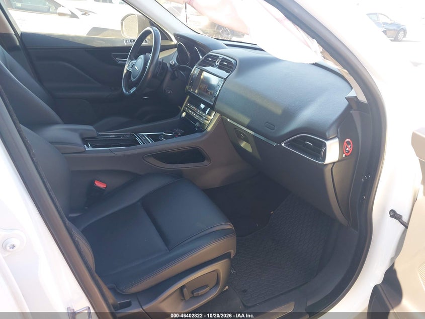 JAGUAR F-PACE - zdjęcie 5