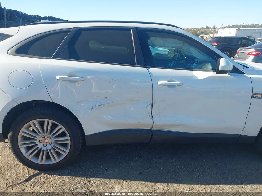 JAGUAR F-PACE - zdjęcie 6