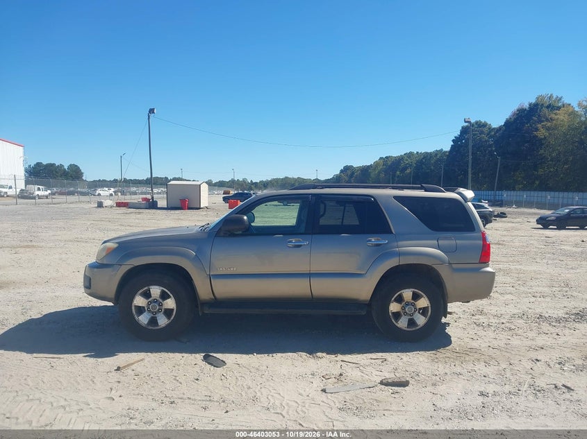 2006 TOYOTA 4RUNNER SR5 V8 · Фото 14