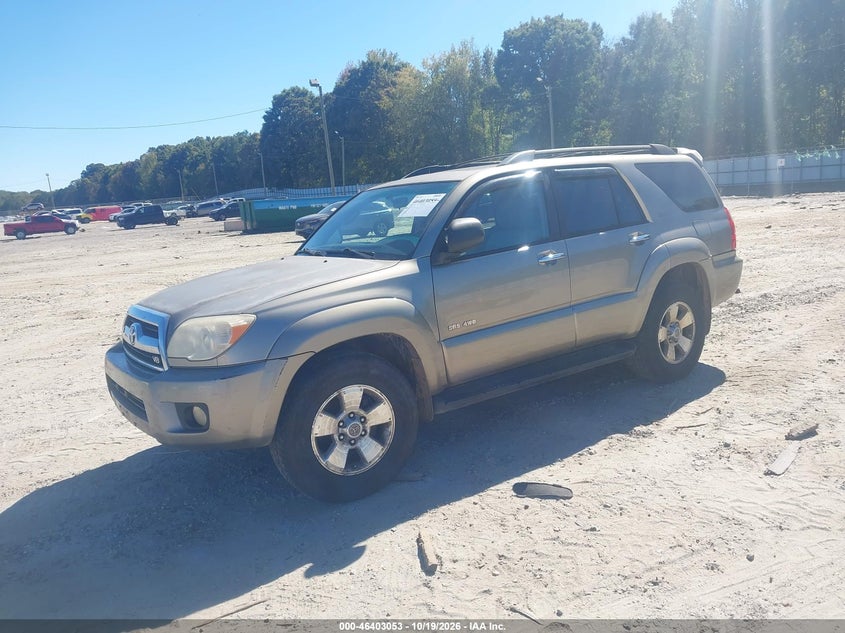 2006 TOYOTA 4RUNNER SR5 V8 · Фото 2