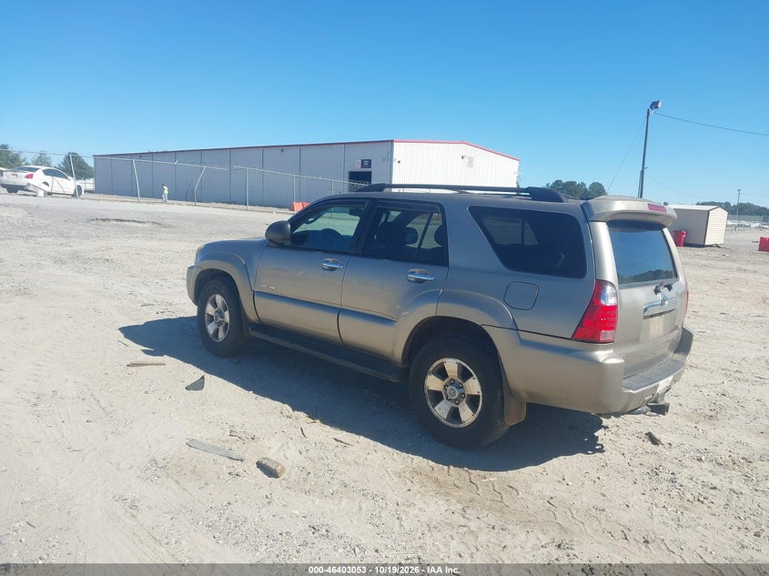 2006 TOYOTA 4RUNNER SR5 V8 · Фото 3