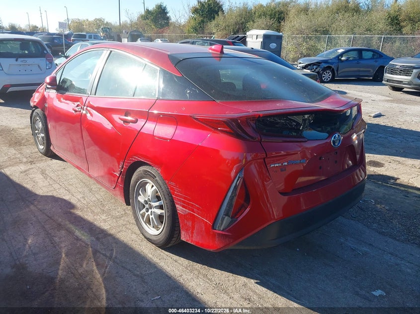 Vin: jtdkamfp2m3172245, lot: 46903592, toyota prius prime le 20213