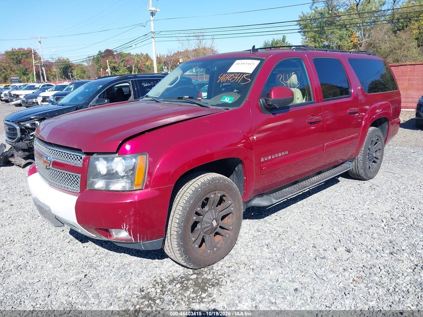 2010 Chevrolet Suburban 1500 Lt1, Normal Wear & Tear, IAAI, VIN 1GNUKJE38AR210922 — photo 2