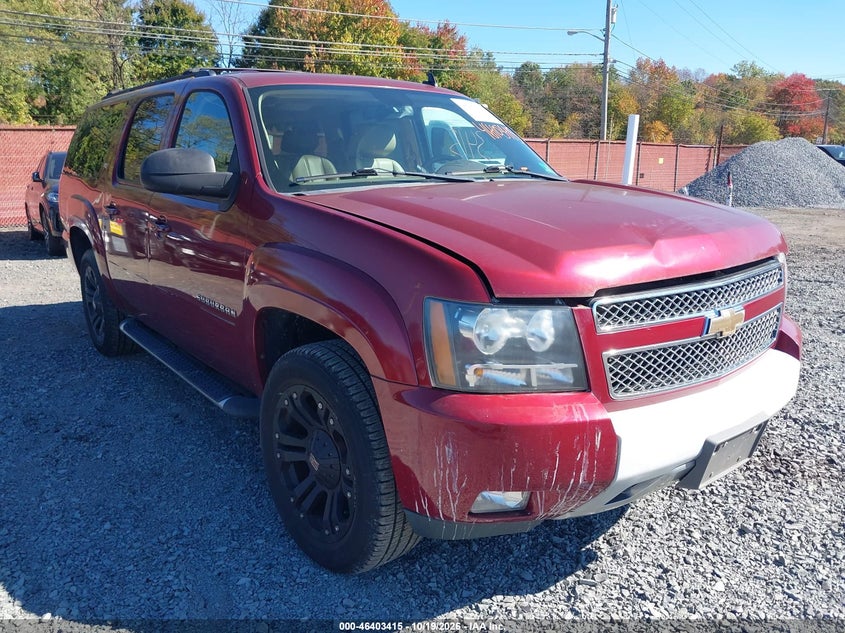 2010 CHEVROLET SUBURBAN 1500 LT1 · Фото 17