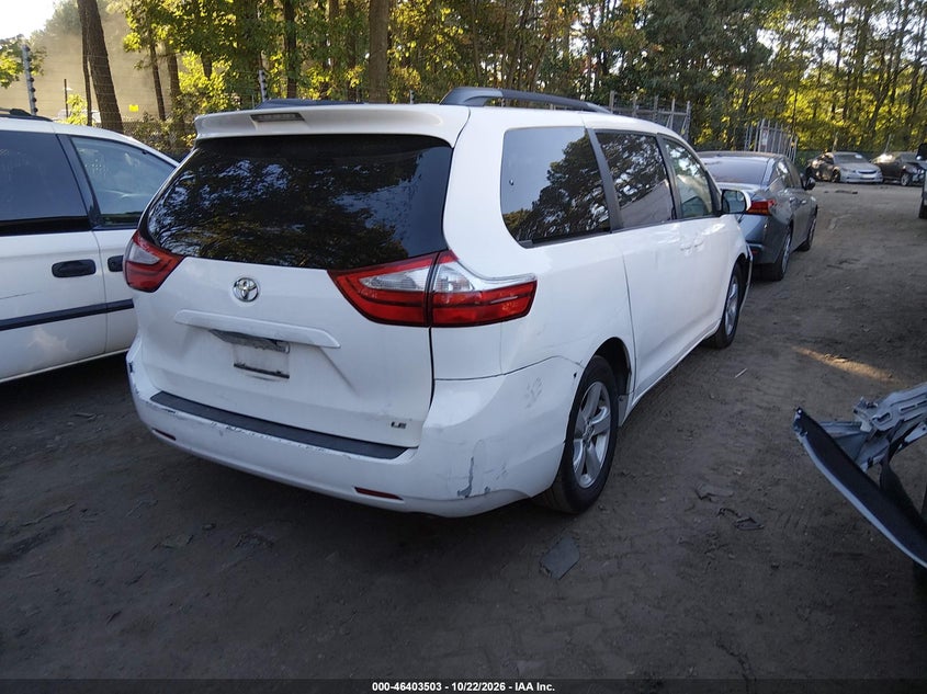 TOYOTA SIENNA - zdjęcie 4
