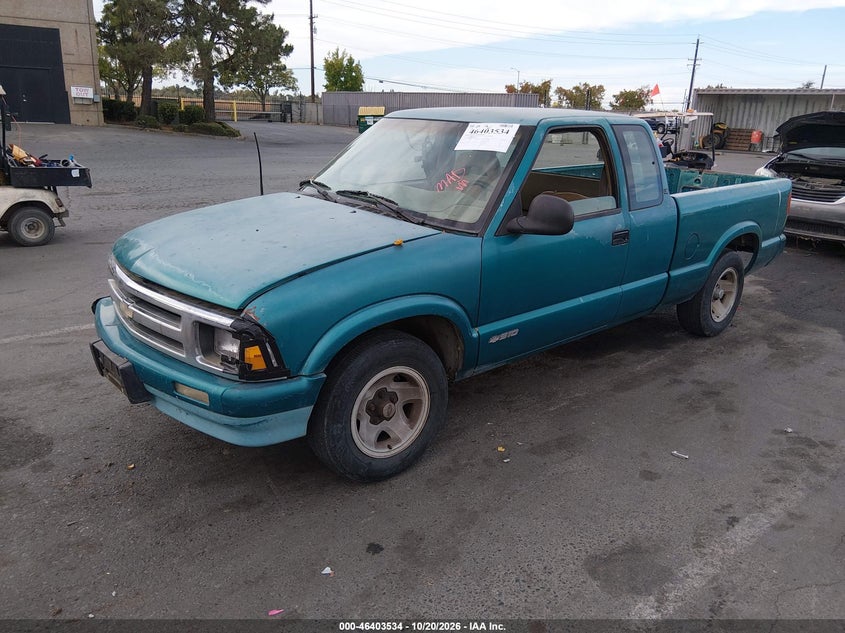 1995 Chevrolet S Truck S10, Right Side, IAAI, VIN 1GCCS194XS8246626 — photo 2