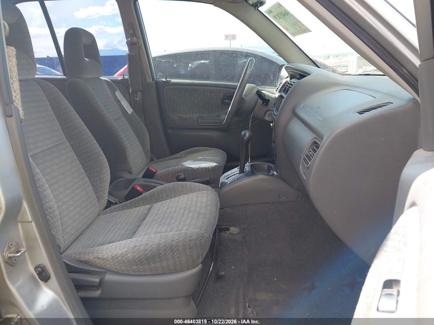 SUZUKI VITARA 2002 VIN 2S3TD52V626105001