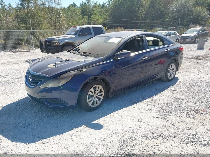 2011 Hyundai Sonata Gls, Engine Burn, IAAI, VIN 5NPEB4AC9BH075849 — photo 2
